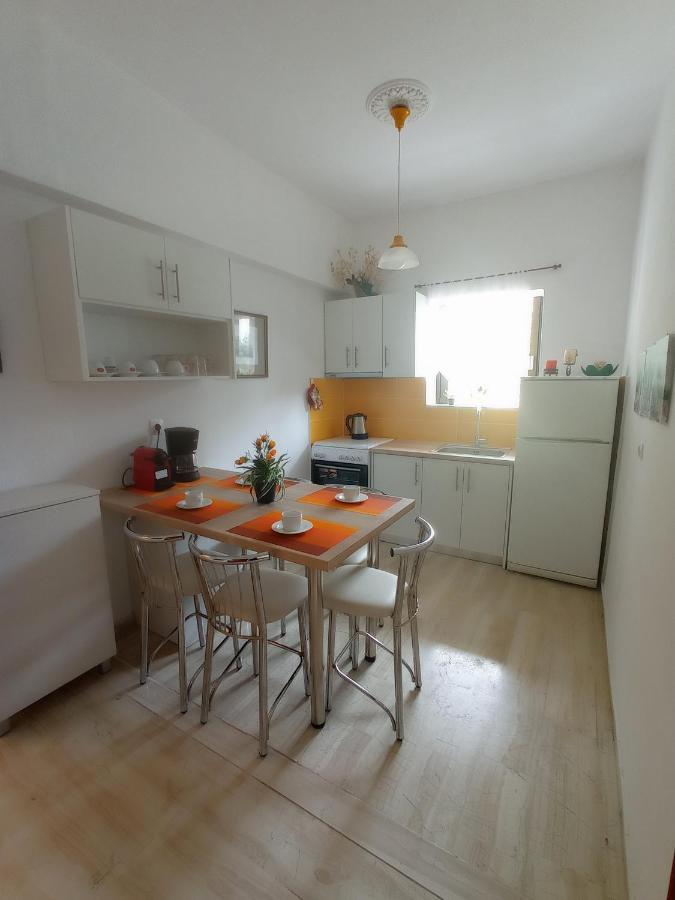 Dora Apartment By Hotelius Ypsos Eksteriør bilde